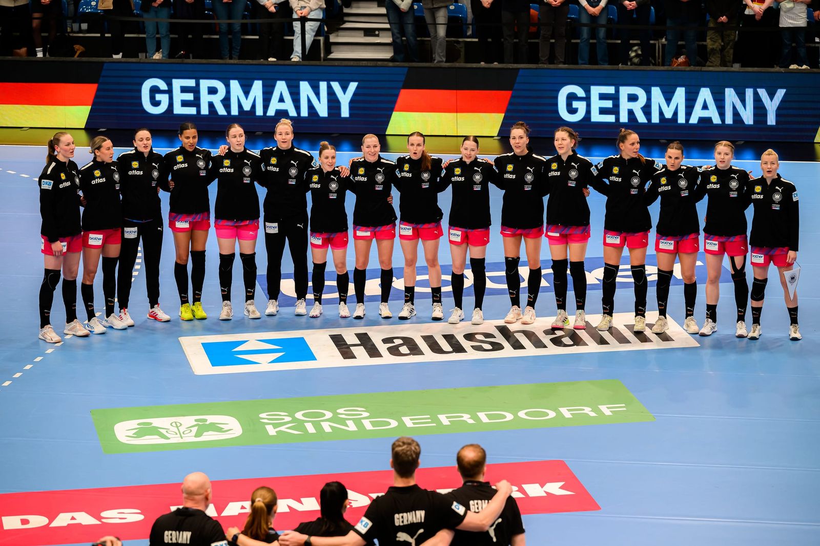 DHB-Frauen bei Heim-WM gegen Serbien, Island und Uruguay