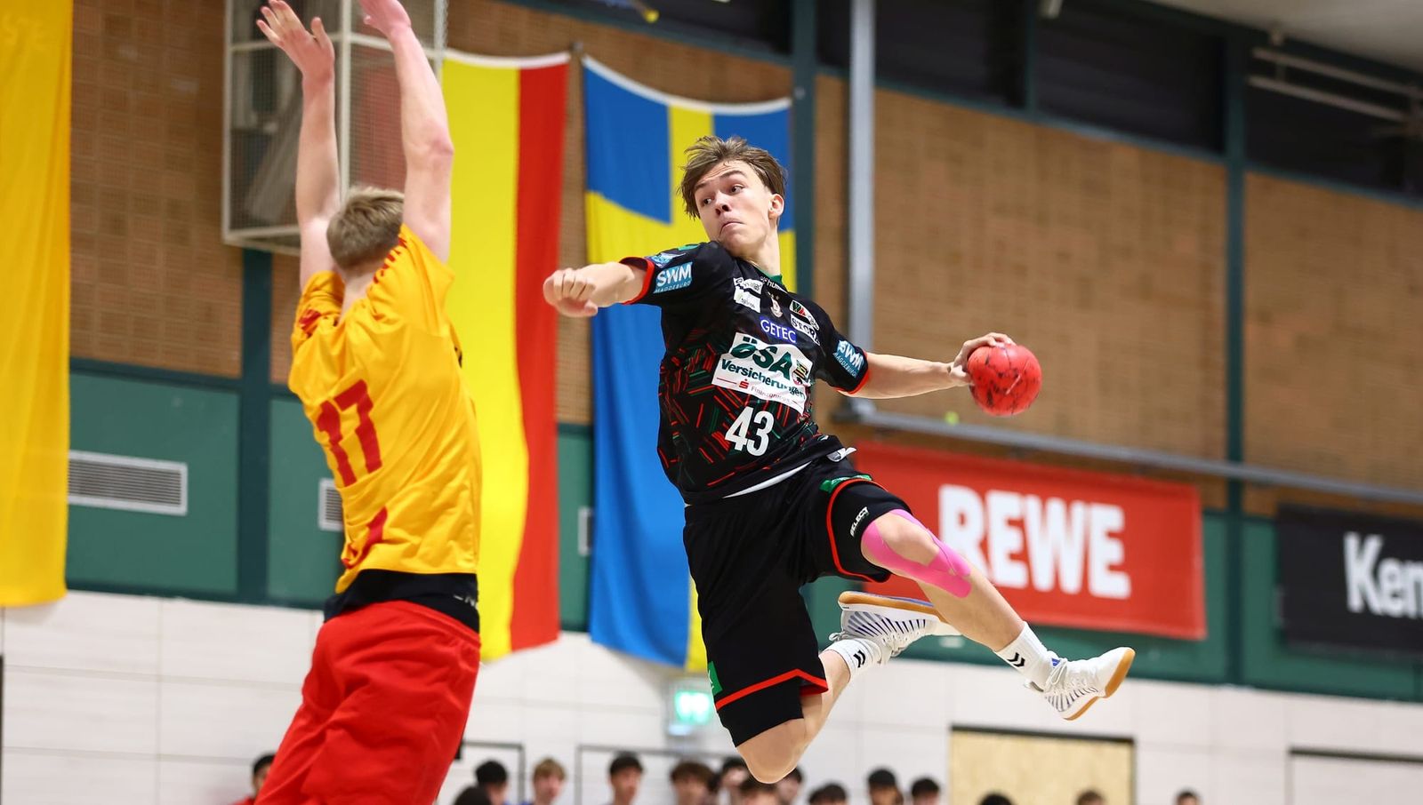 B-JBLH-Finale: Rekordmeister gegen Finaldebütanten