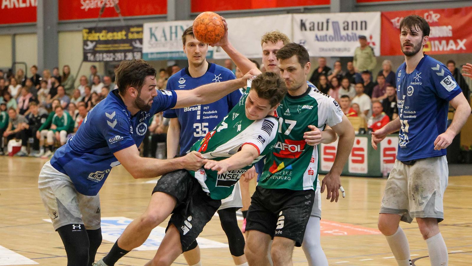 #Splitter 3. Liga: Hochkaräter in Ostfriesland und gesperrte Panther-Halle
