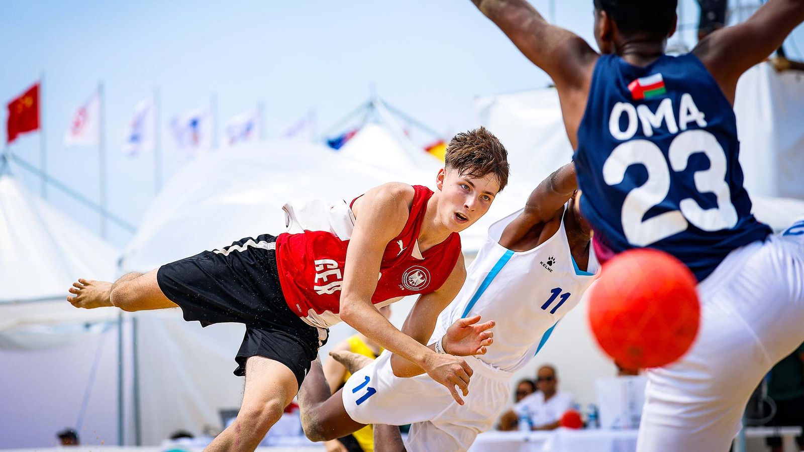 Männliche U17 schlägt Spanien, gewinnt die WM-Hauptrunde und trifft auf Argentinien