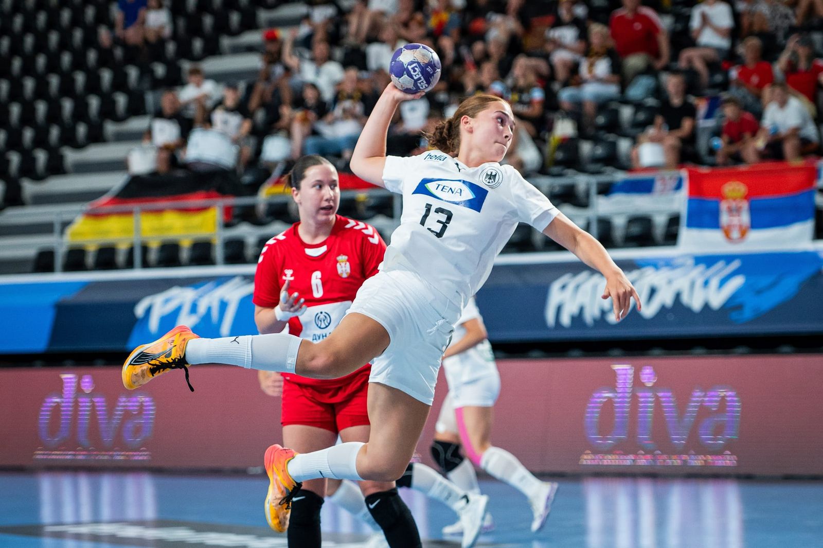 Mit Highspeed-Handball zum Kantersieg über Serbien