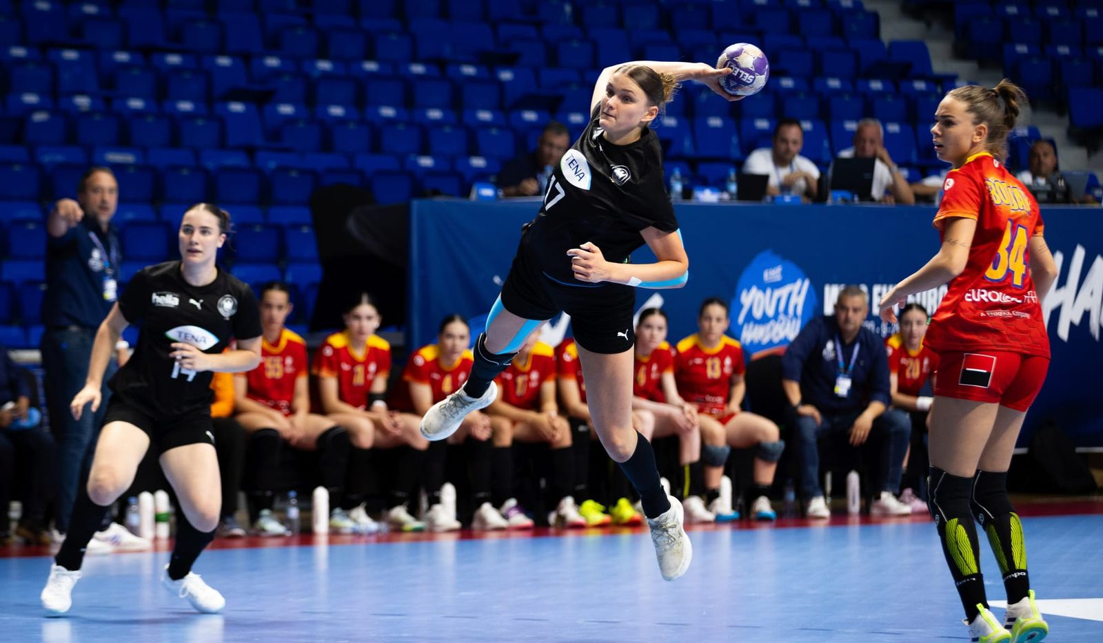 Rückstand bringt DHB-Sieben nicht aus der Ruhe