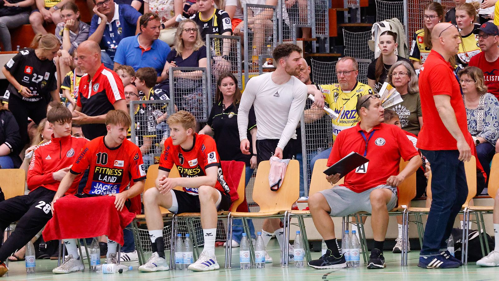 #Splitter 3. Liga: Kreative Sponsorensuche in Braunschweig und Würzburg