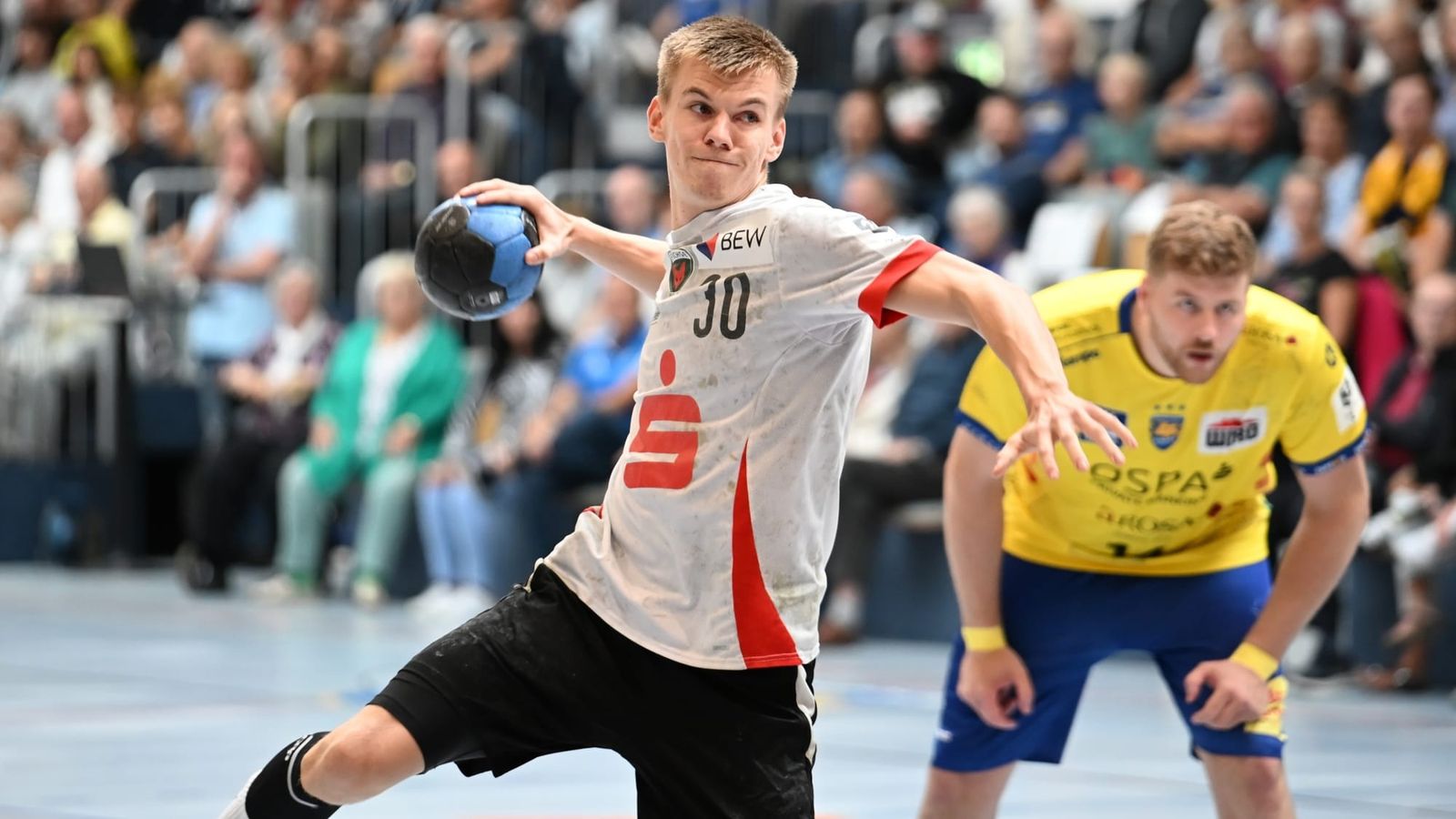 3. Liga LIVE: Spitzen-Duelle in jeder Staffel - Männer und Frauen liefern Hochspannung