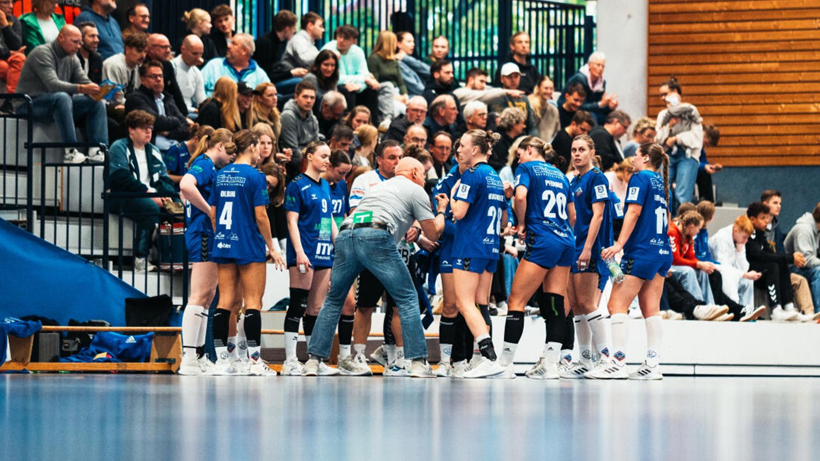 Spannung pur in Schwerin, Oldenburg weiter verlustpunktfrei