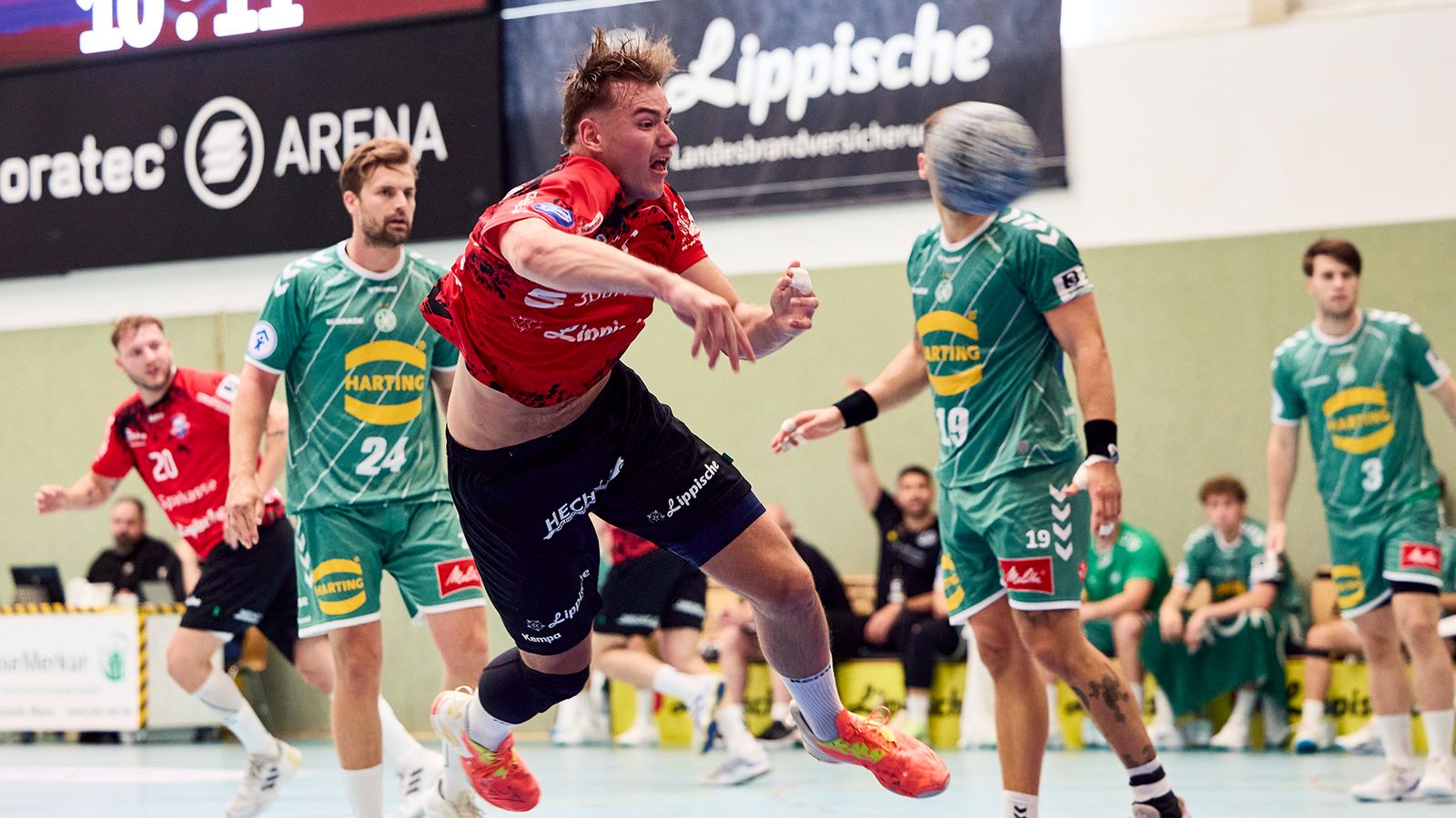 Favoriten-Trio hält sich auch am zweiten Spieltag schadlos