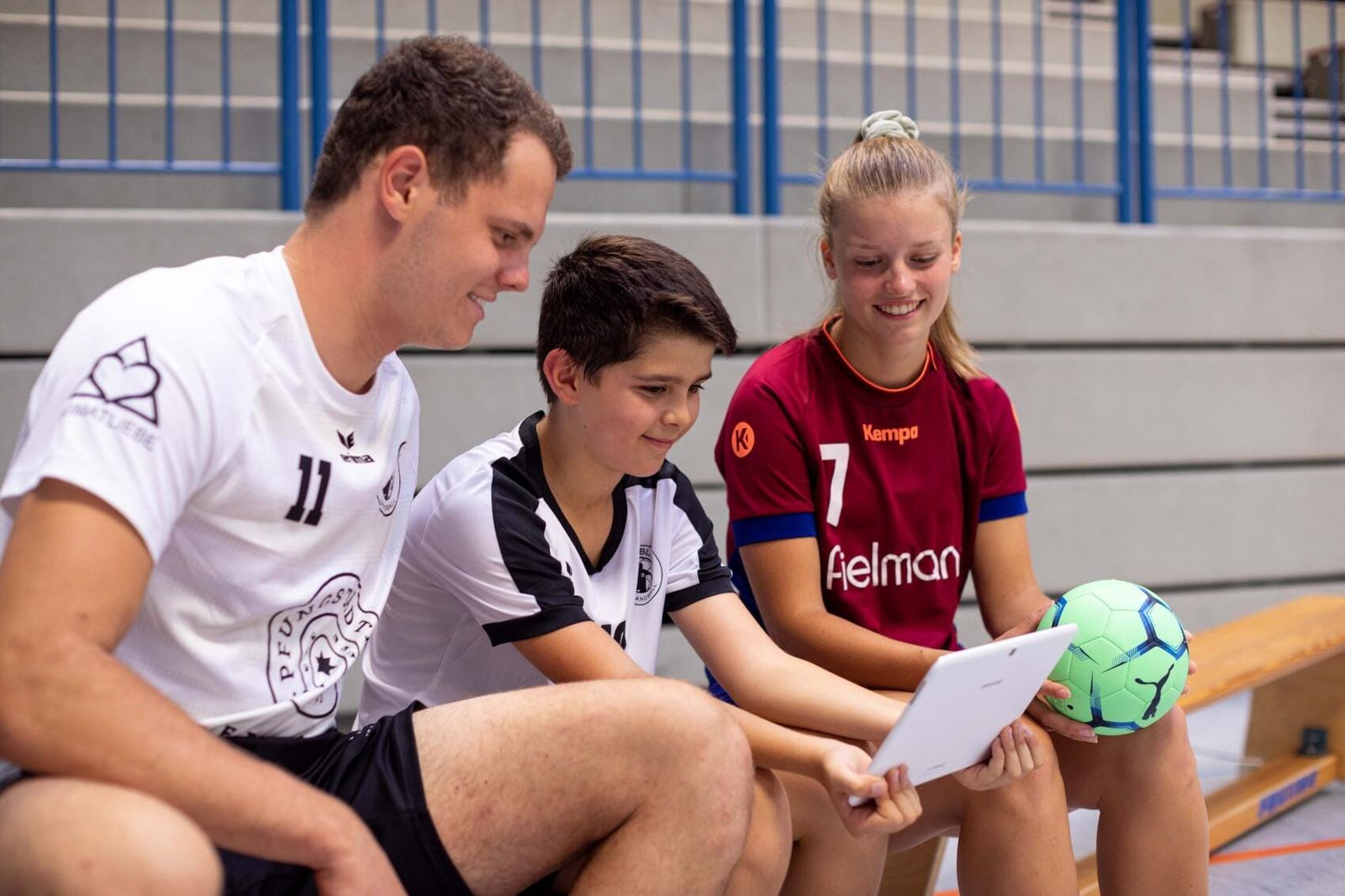 Favoriten, News-Push & mehr: Das ist neu auf handball.net