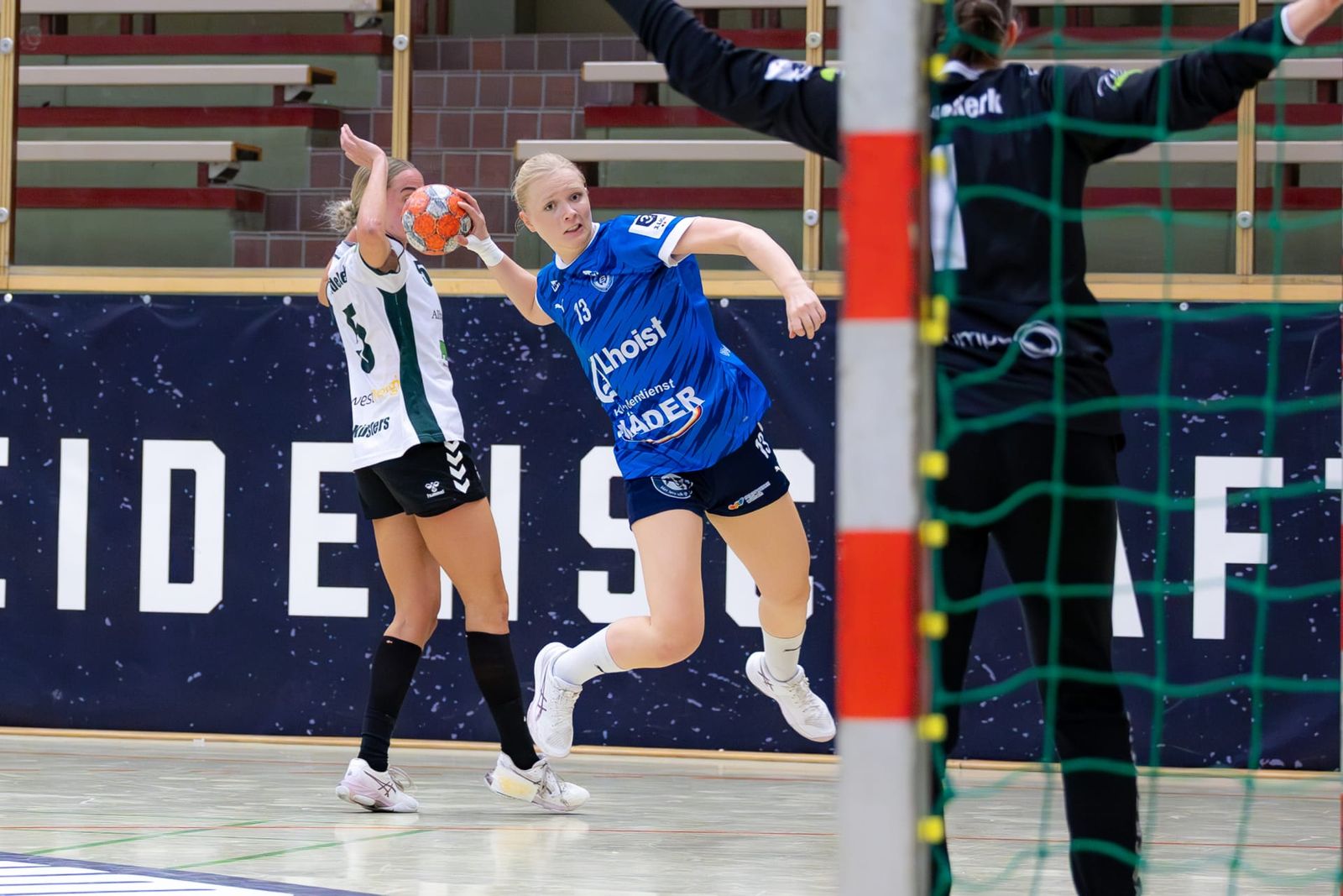 Die Ischn an der Tabellenspitze, Bad Wildungen stolpert gegen Köln