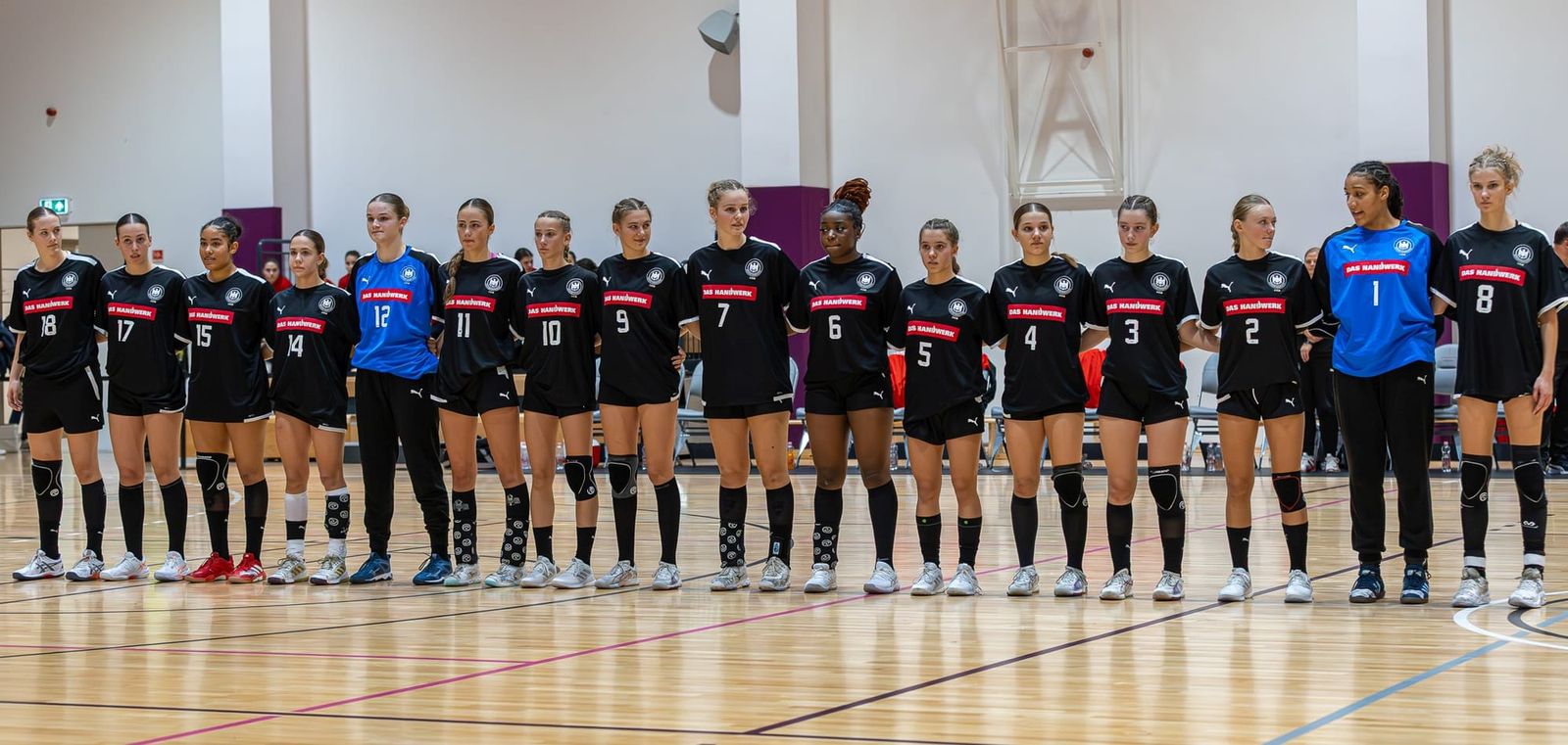 Deutschlands U16 bietet starken Ungarinnen die Stirn