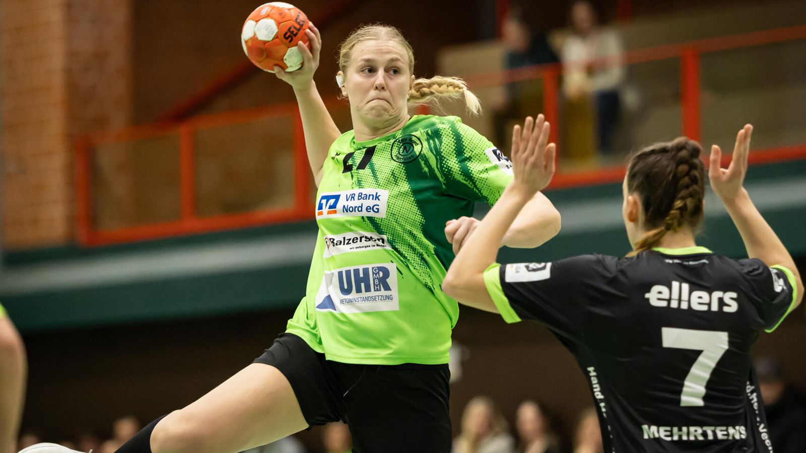 Topspiel in Schwerin, Derby in Harrislee