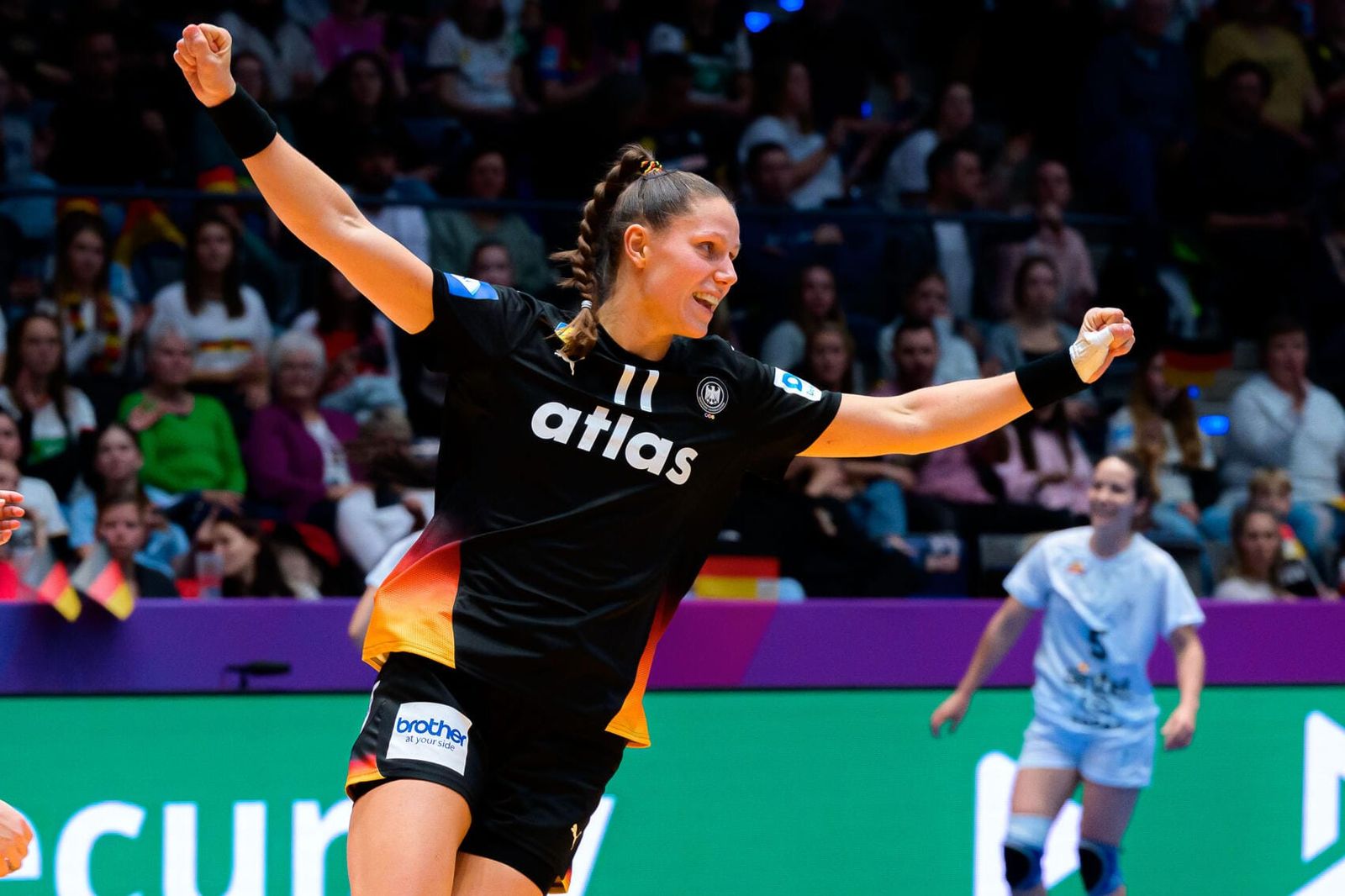 Sieg im 2. Spiel: DHB-Frauen stürmen in WM-Hauptrunde