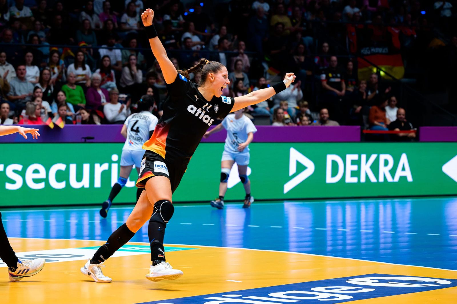 "Alles auf Sieg": DHB-Frauen heiß auf Gruppenfinale