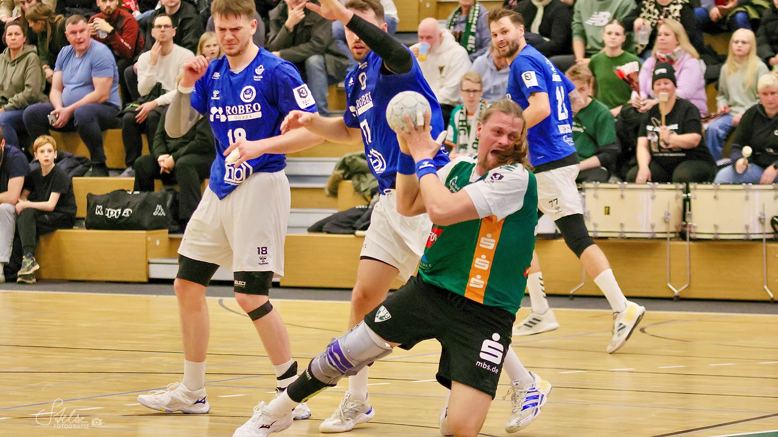 Aue und Rostock klettern, Hildesheim kassiert weiteren Rückschlag