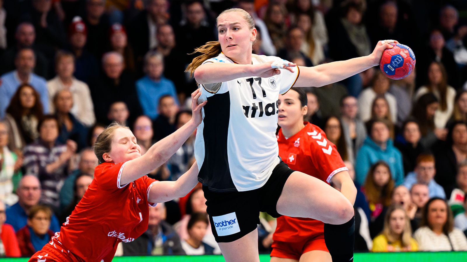 Frauen besiegen Schweiz im letzten WM-Test