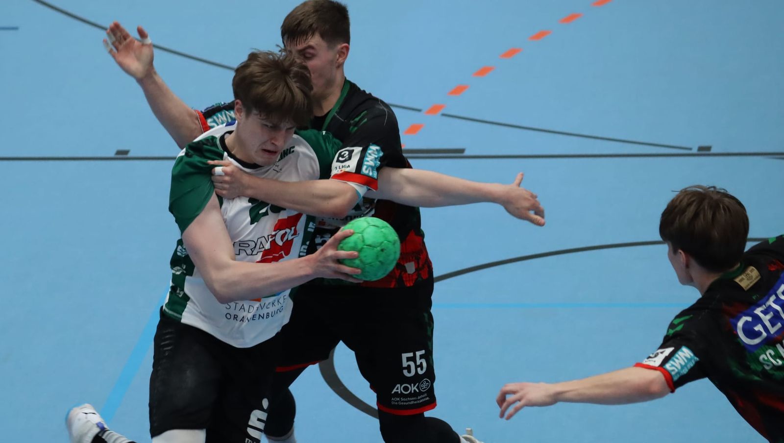 „Richtiges Brett“: Oranienburger HC reist zum SC Magdeburg II