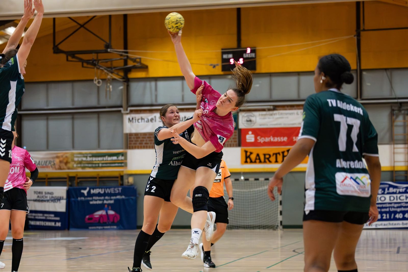 Recklinghausen an der Spitze, Leipzig mit Big Points im Tabellenkeller