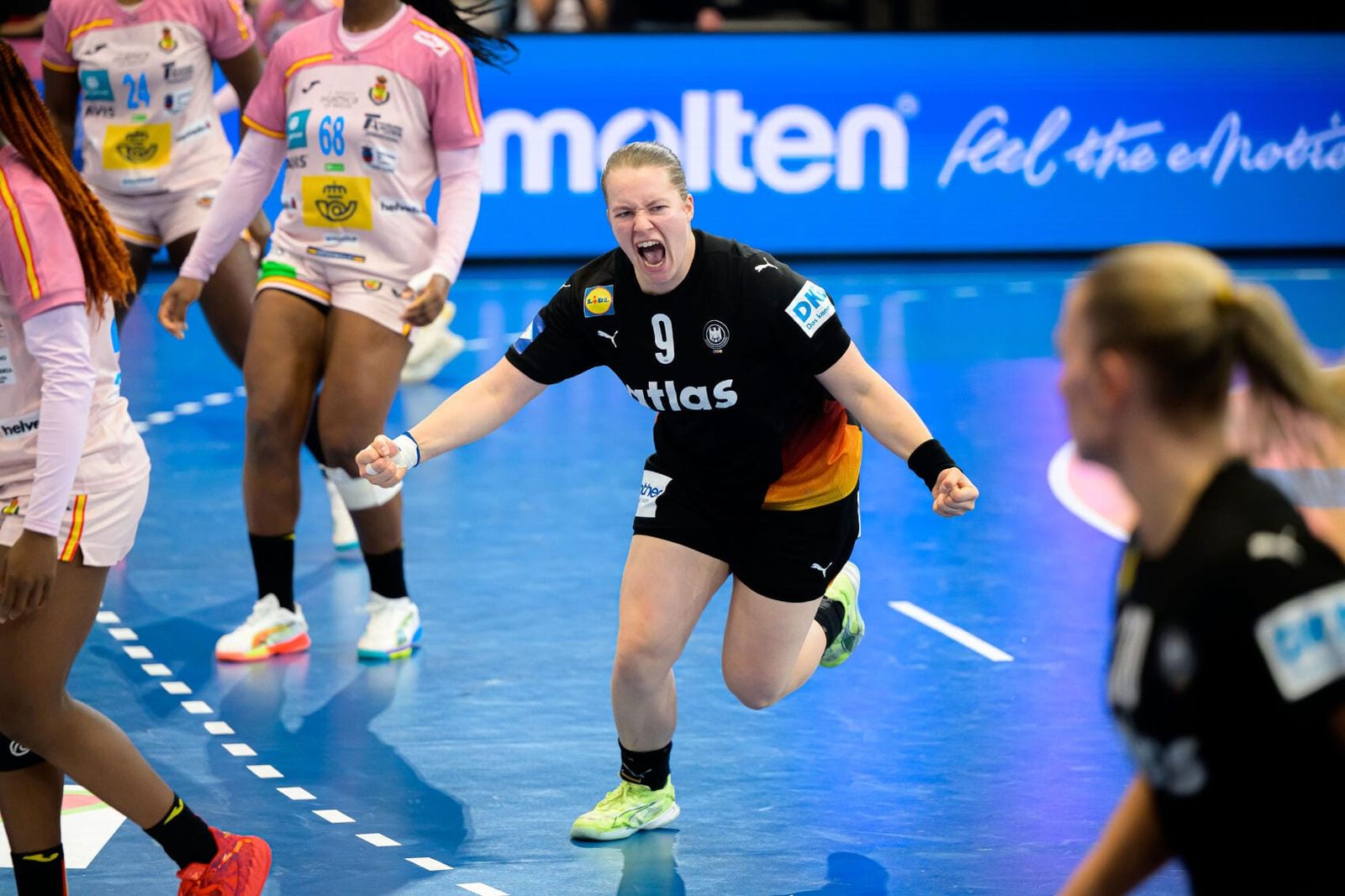 Nächste WM-Party: DHB-Frauen bereit fürs Viertelfinale