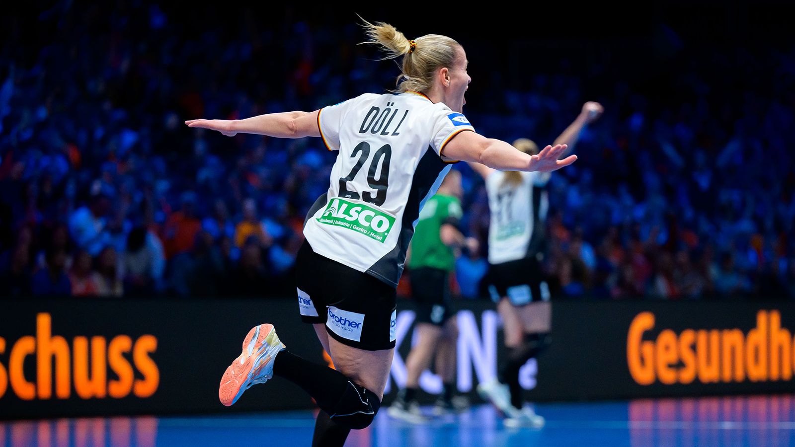 Weihnachtsmärchen wird wahr: DHB-Frauen stürmen ins WM-Finale