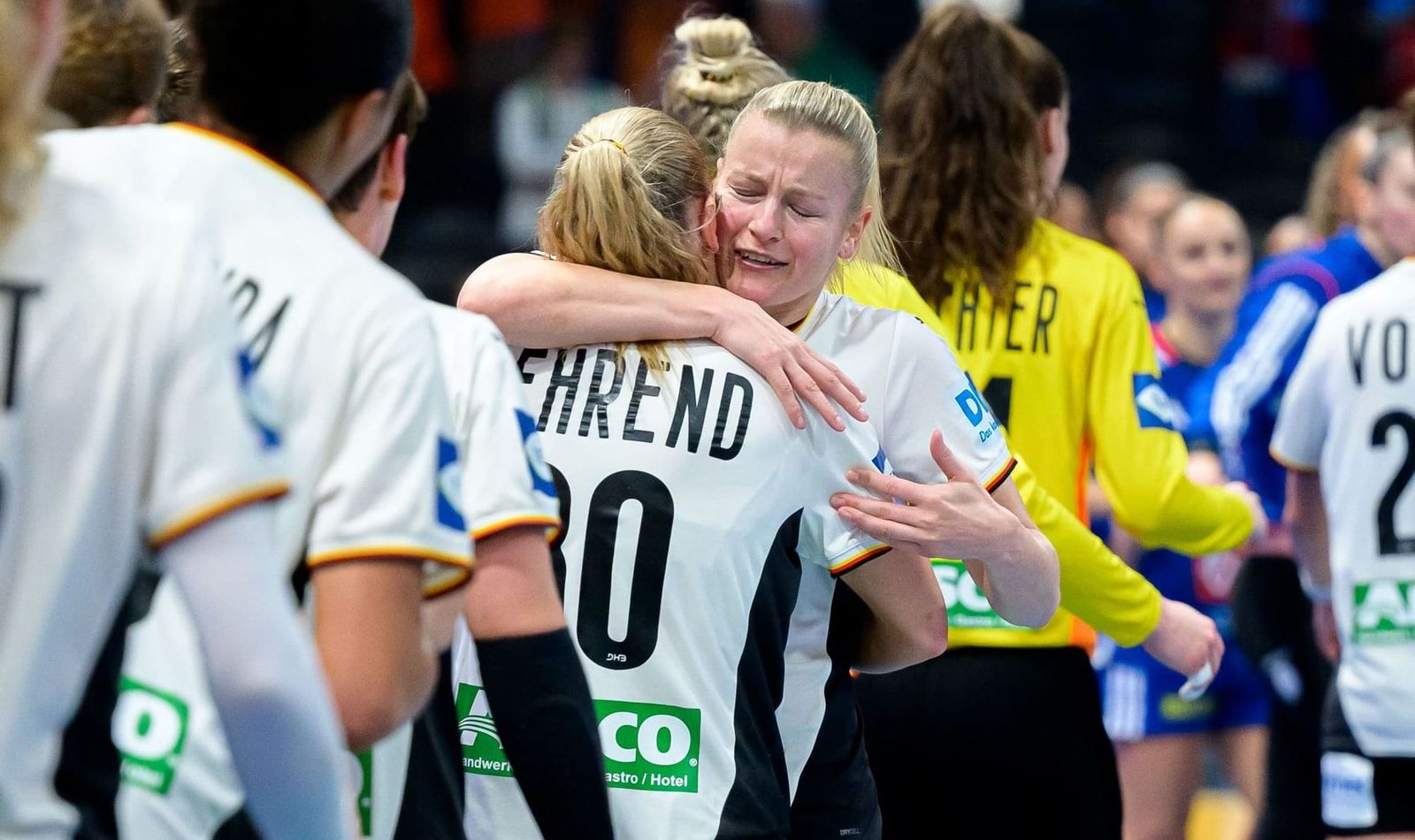 "Einfach verdient nach dem Scheiß": Dölls persönliches WM-Märchen