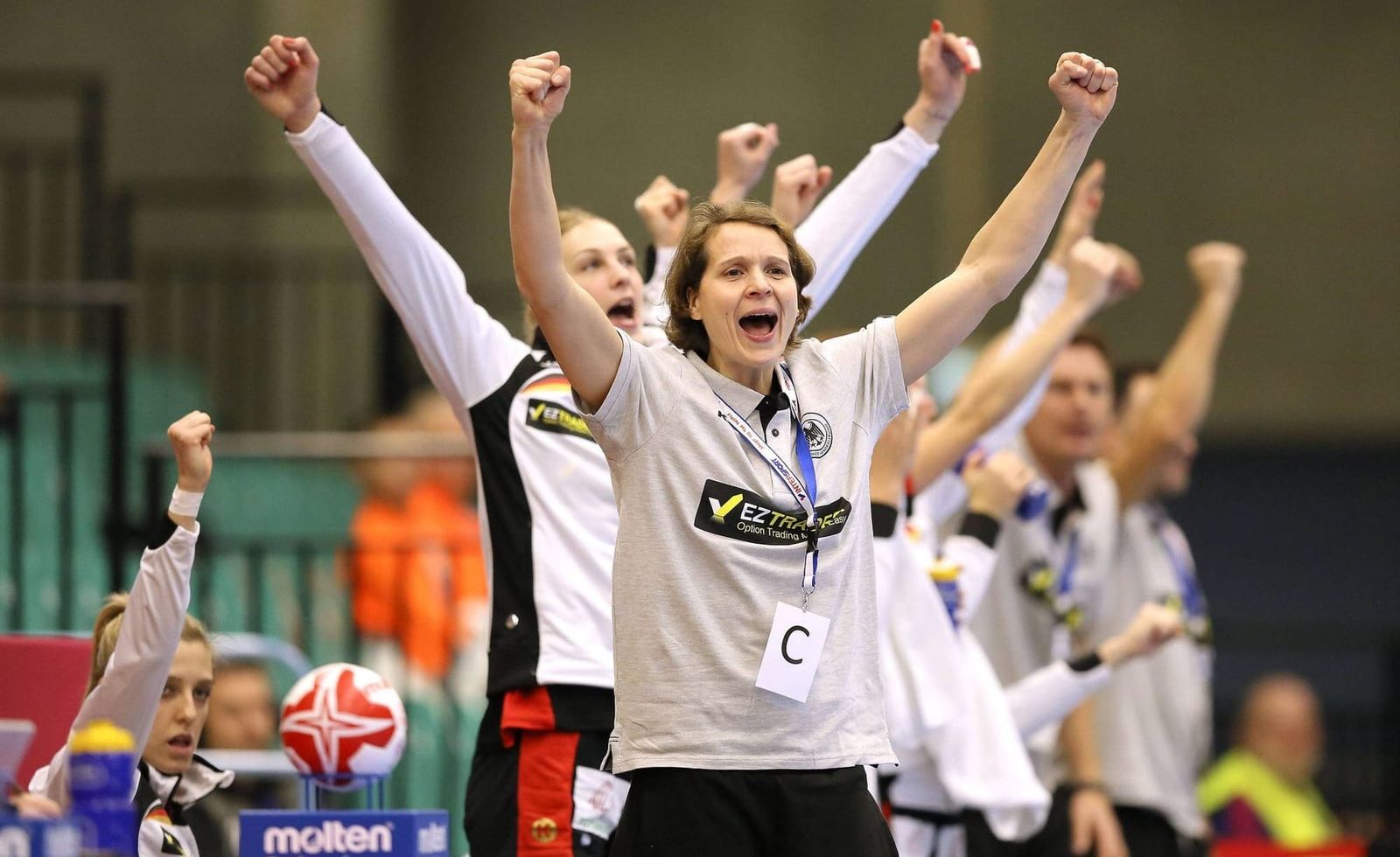 "Medaille wie WM-Titel": Jurack glaubt an ihre Handball-Erben