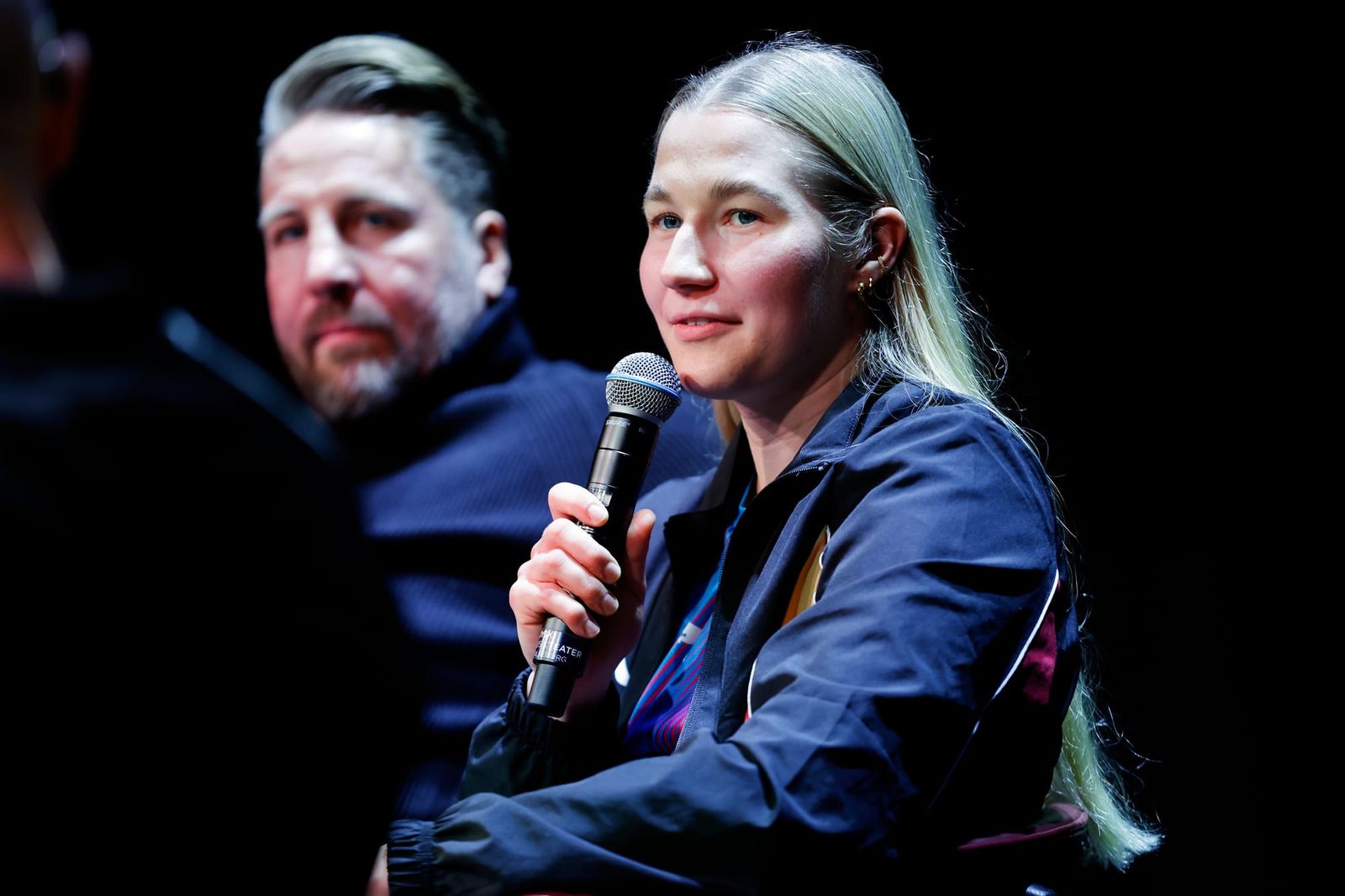 „Ich bin stolz, Mädchen für den Handball zu begeistern”