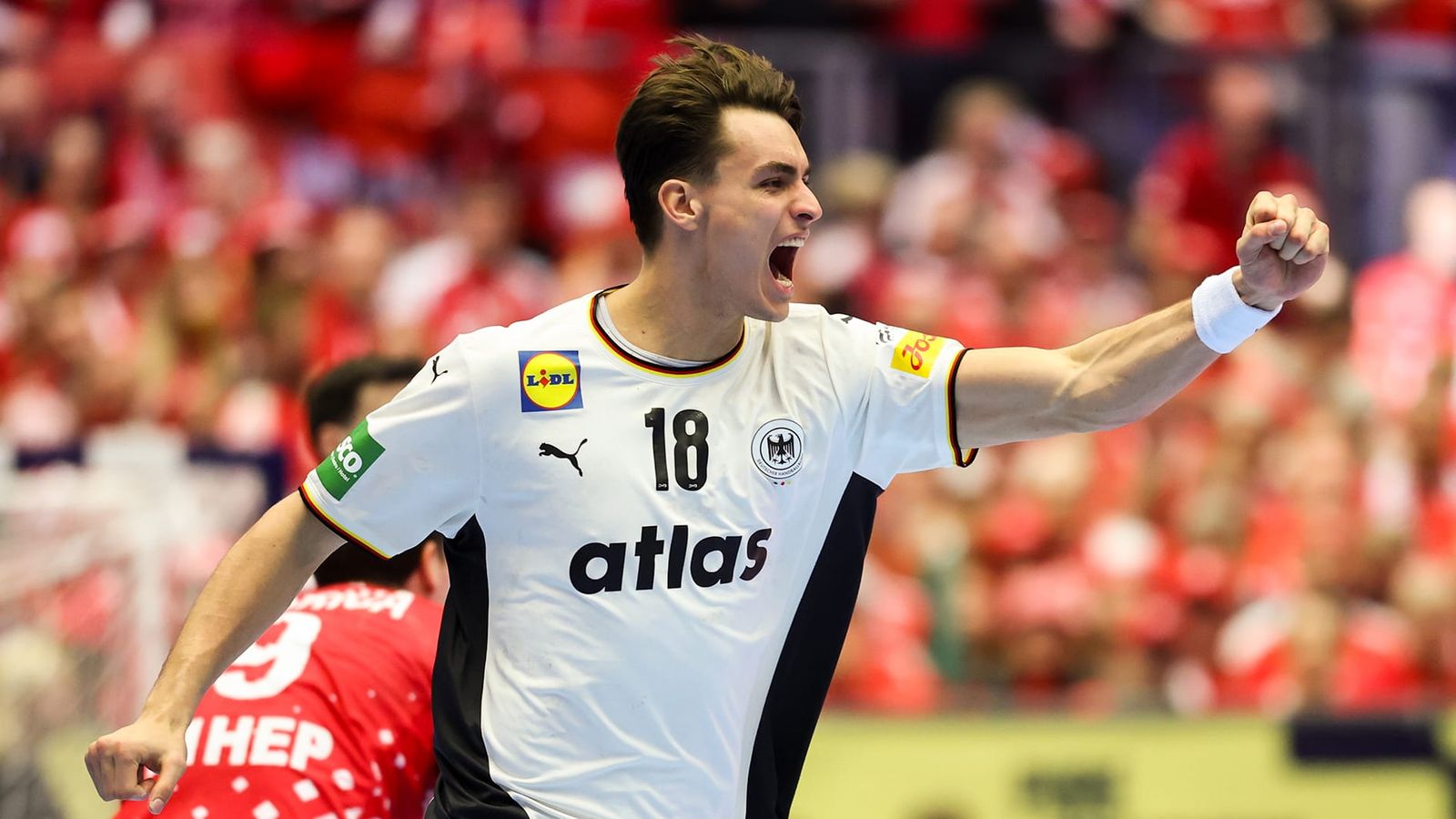 Gold vor Augen: Handballer stürmen ins EM-Finale